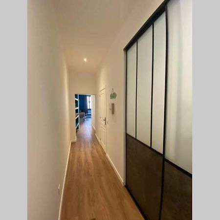 Appartement 50M2 Centre Marche Wifi Tribunal Драгиньян Экстерьер фото